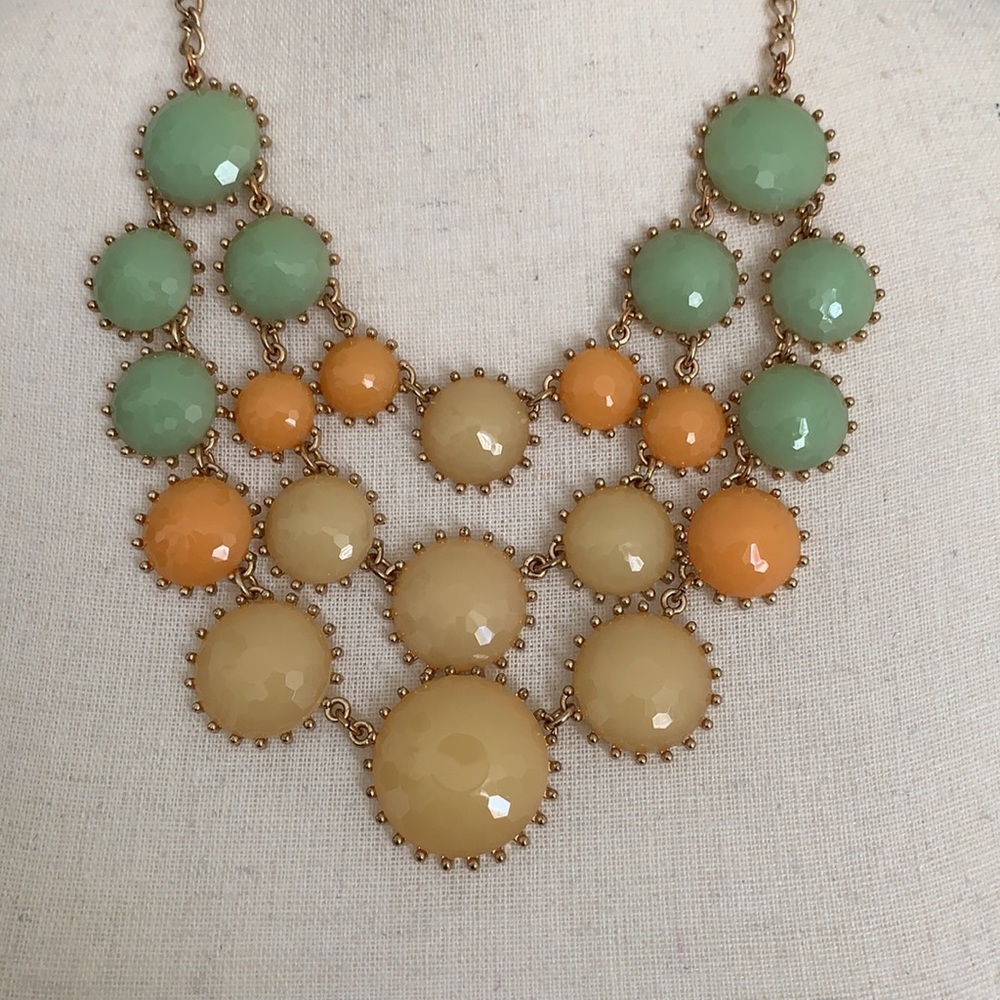 Statement necklace - Picture 2 of 3